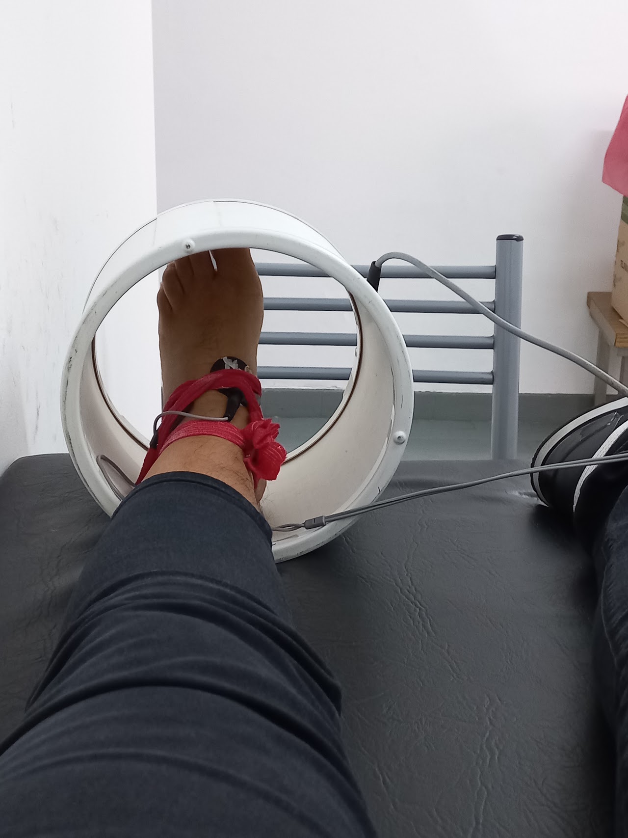 Gimnasio terapéutico y espacio de rehabilitación activa CERYDE